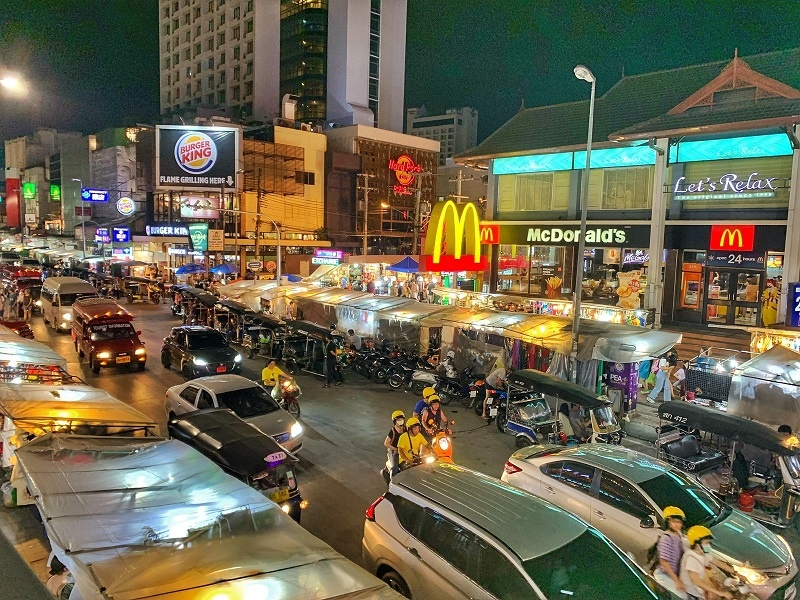 Night Bazaar Road - Chiang Mai