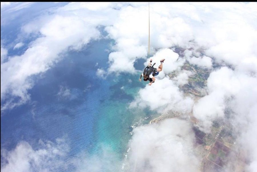 Skydiving at Hawaii