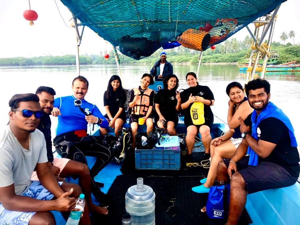 Dive crew at Temple Reef