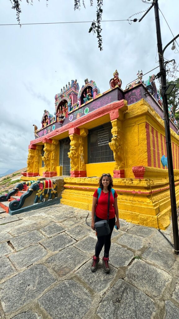 Temple at the quarter distance of the hill - Kaurava Kunda