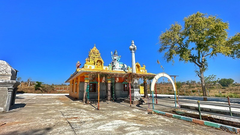 Shiva temple near Chiguru Farm, a farm stay near Bangalore