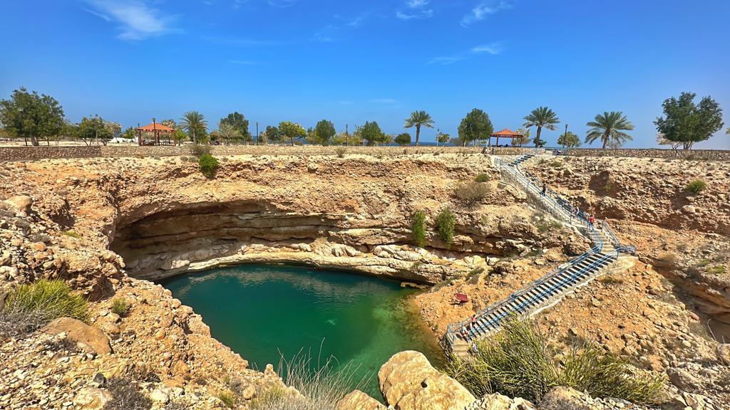 Bimmah Sinkhole - Wadi Shab