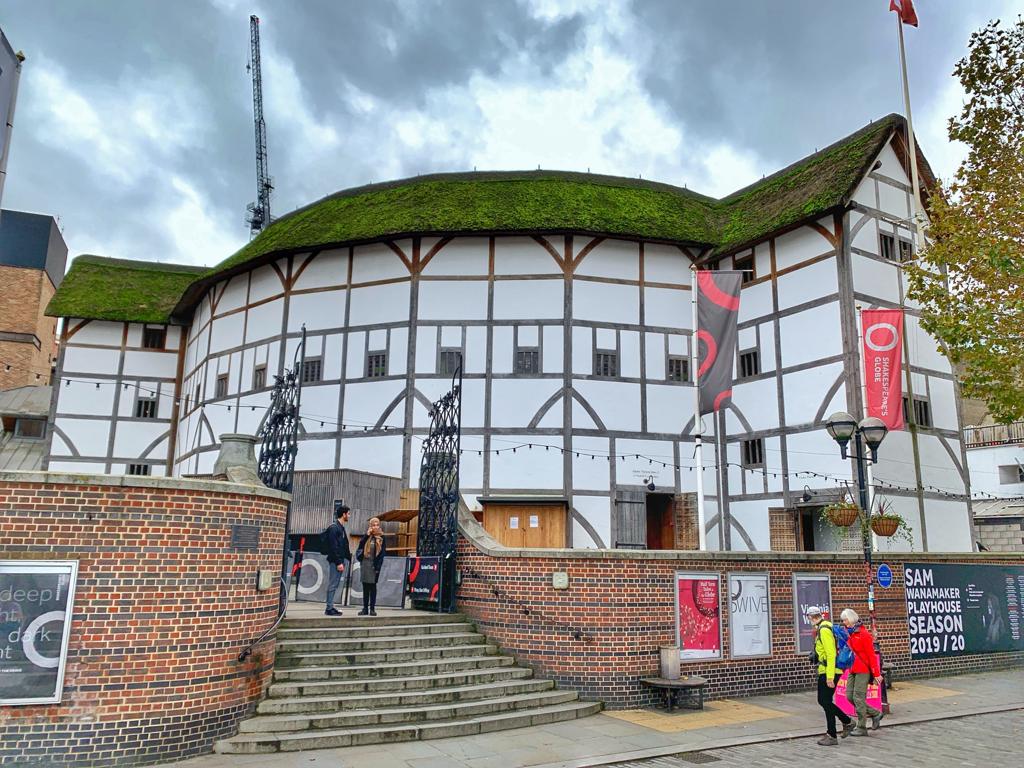 Take Shakespeare Globe's Tour