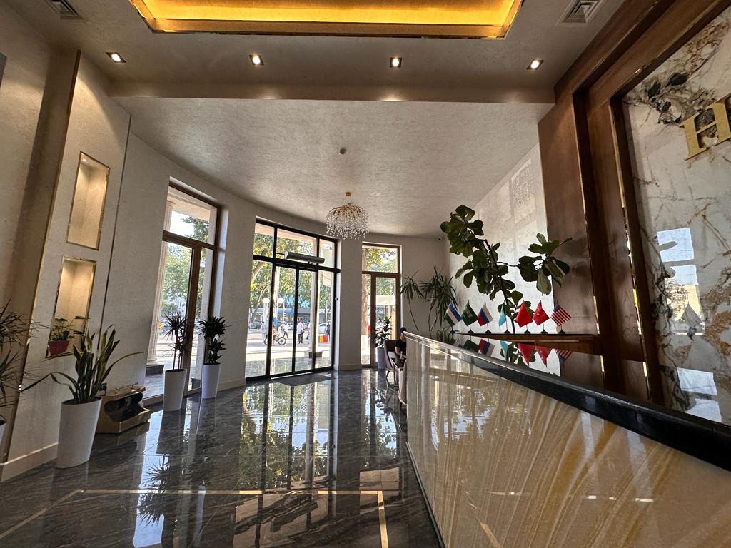 Hotel Marwa Tashkent Pool and Spa