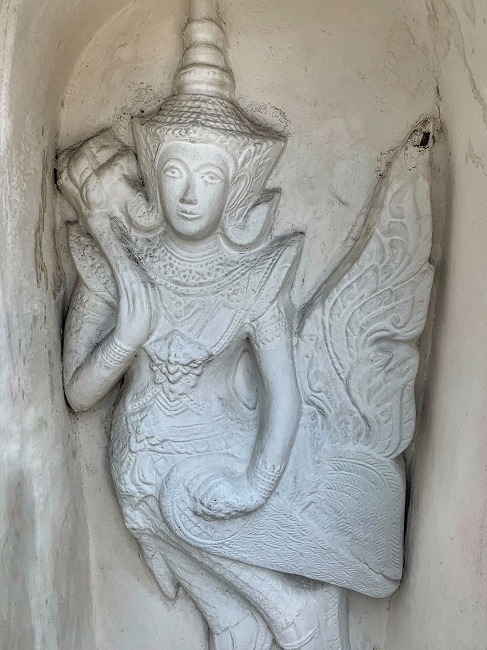 Sculpture at Wat Arun Ratchavararam