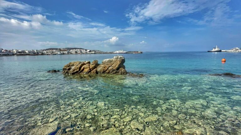 Mykonos Solo Travel Guide: Island of Aegean Adventures (2024)