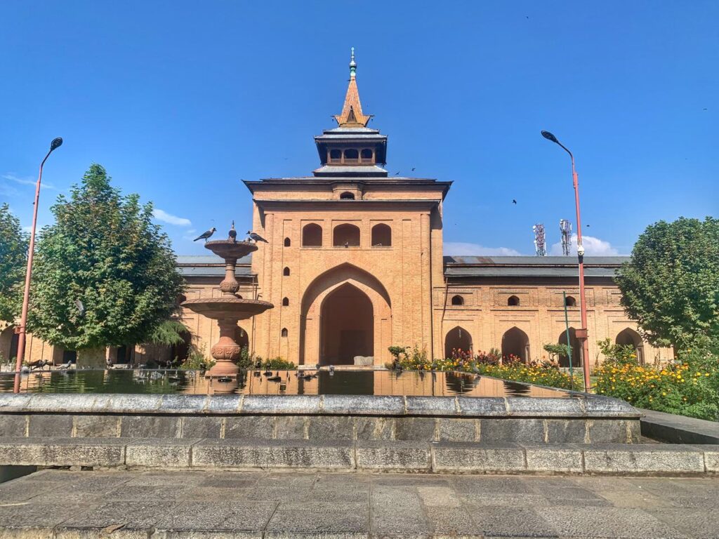 Jamia Masjid in Srinagar