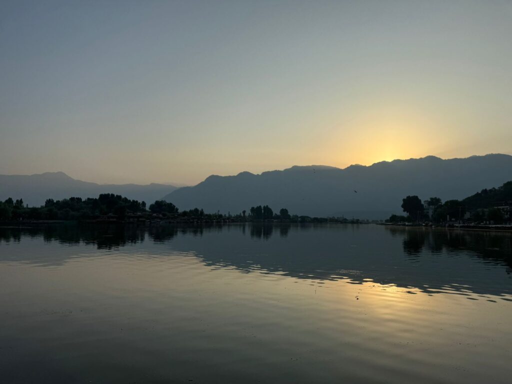 Sunrise at Dal Lake