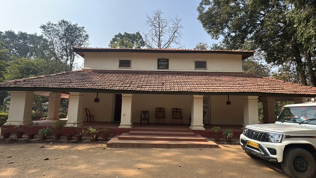 1903 British Bungalow